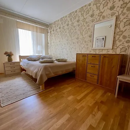 Tolli * Kuressaare